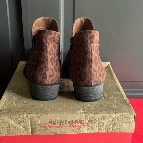American Rag booties New Never Worn -size 8.5 - Picture 3 of 7